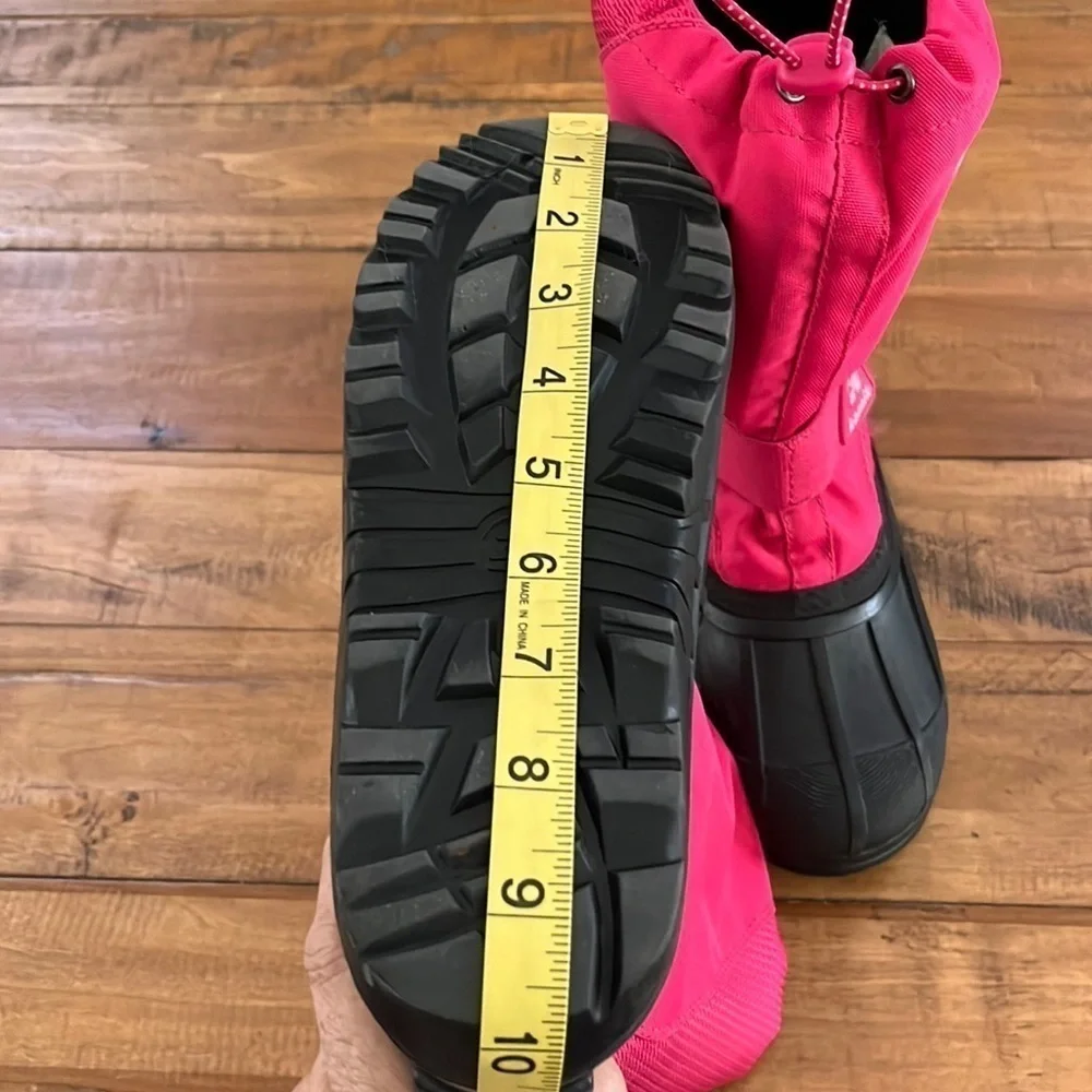 Kamik children snow/rain boots, size 5 , pink, in  very good condition.